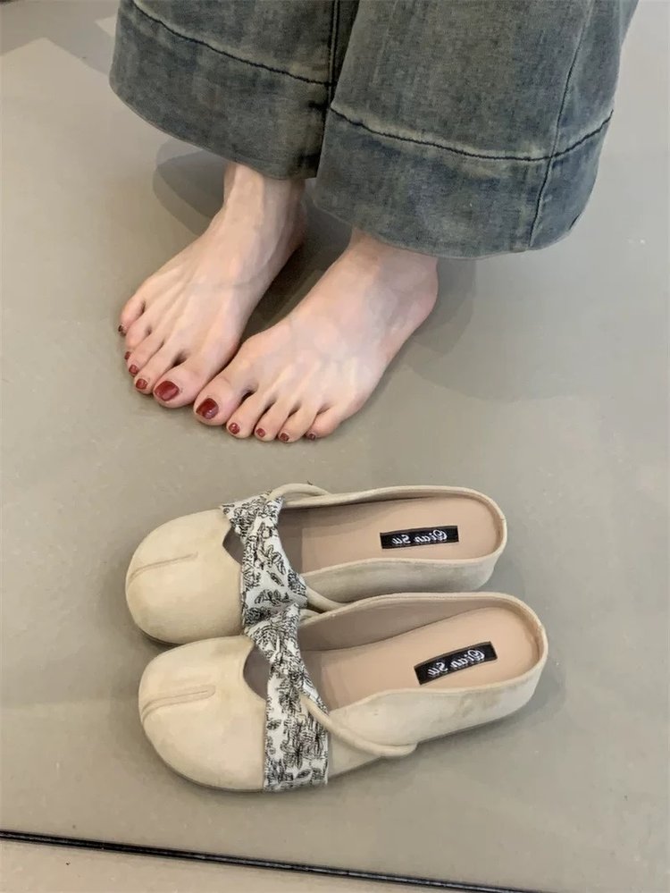 Damen Komfortable Mules mit dekorativem Obermaterial und ergonomischer Sohle EB