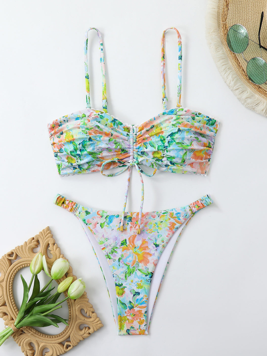 Damen-Bikini-Set mit Raffung und romantischem Blumendesign EB