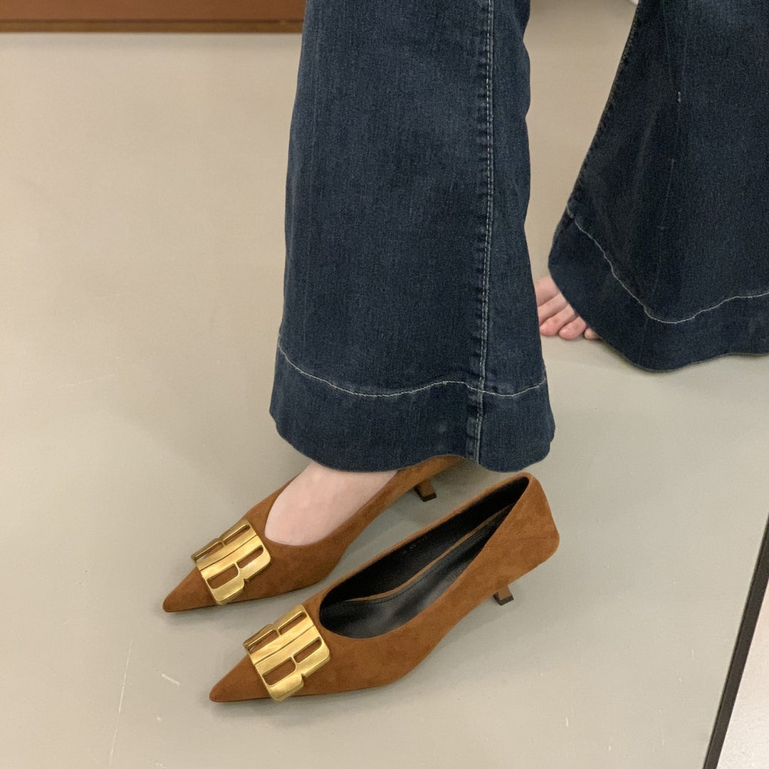 Damen Elegante spitze Pumps mit extravagantem Gold-Detail EB