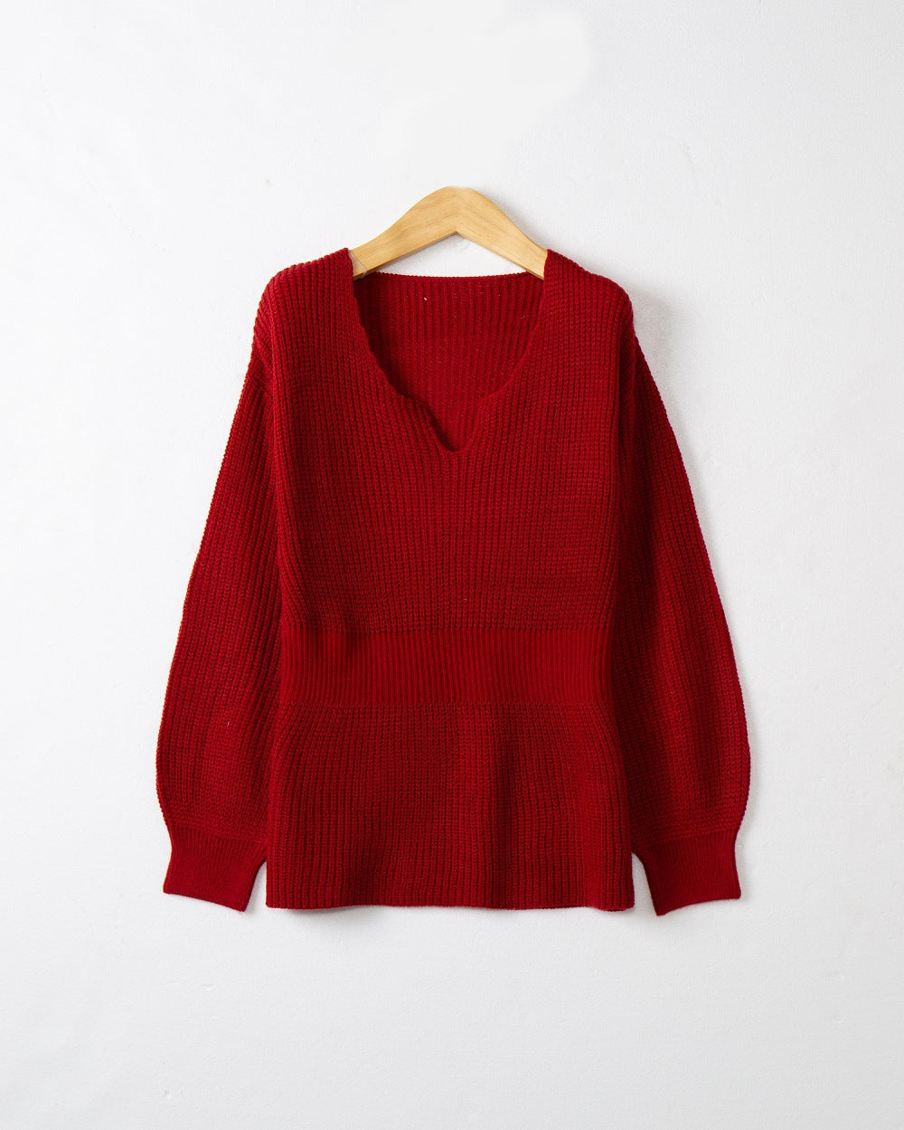 Damen Grobstrickpullover mit tiefem V-Ausschnitt und lässigem Schnitt EB