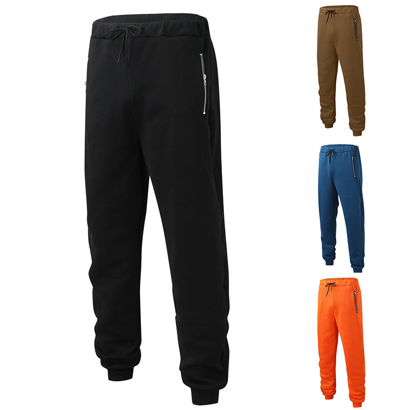 Herren Sportliche Jogginghose mit elastischem Bund und seitlichen Reißverschlusstaschen EB