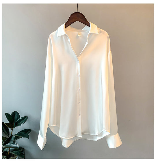 Damen Elegante Bluse aus feinem Satin mit Rüschendetails EB