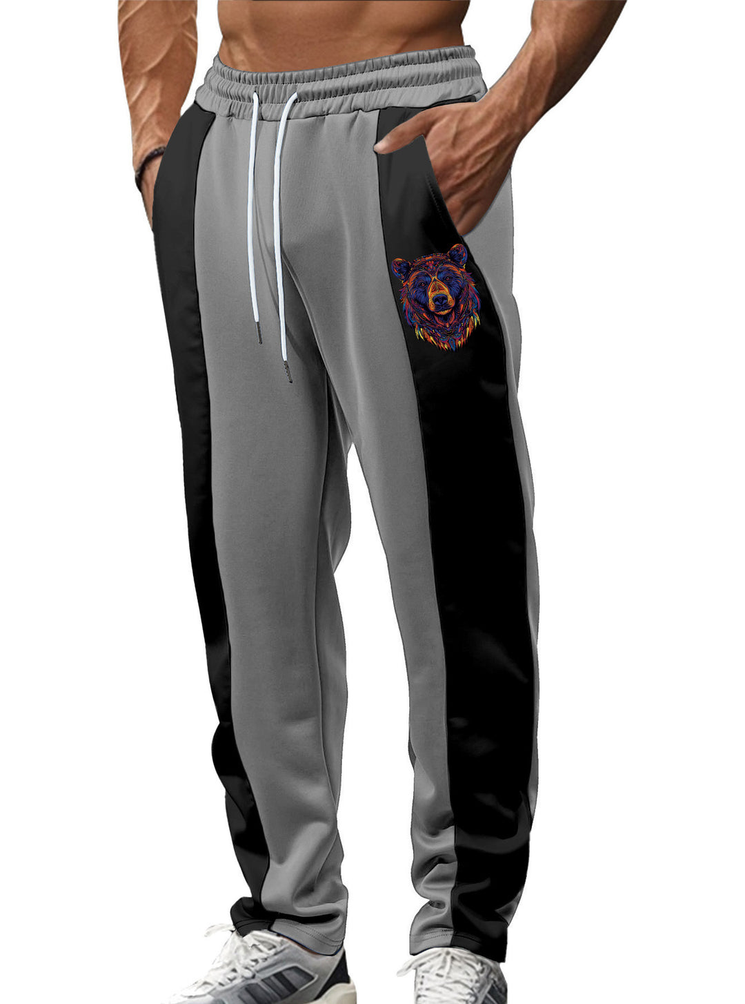 Herren nan sportive Trackpants mit seitlichen Kontrastbahnen elastischem Bund Kordelzug und Hirschstickerei EB