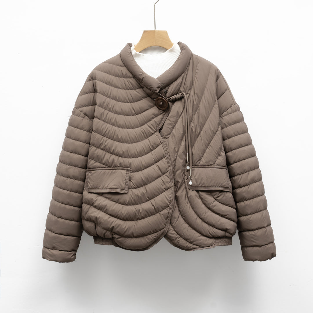 Damen modische Steppjacke mit asymmetrischem Schnitt und praktischen Taschen EB