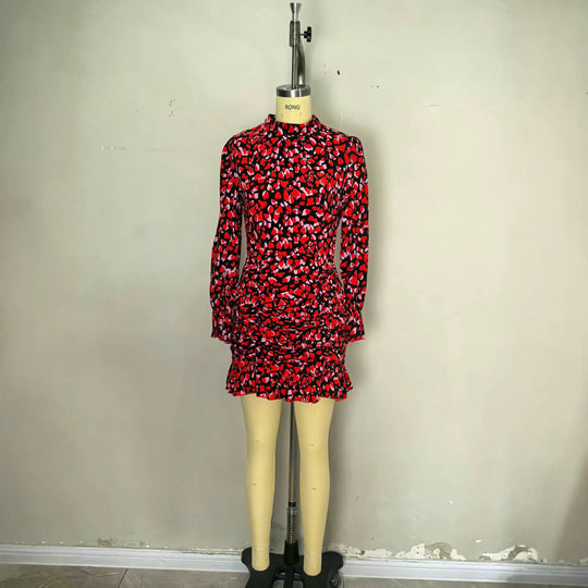 Damen elegantes Mini-Kleid mit Rüschendetails und hohem Kragen EB