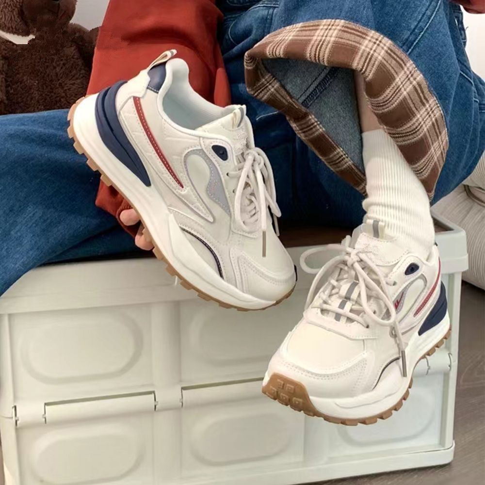 Damen sportliche Sneaker mit atmungsaktiver Mesh-Oberfläche und dämpfender Sohle EB