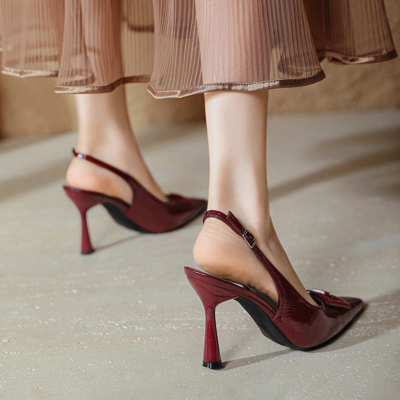 Damen Slingback-Pumps mit elegantem Verstellriemen und modischem Glanz EB