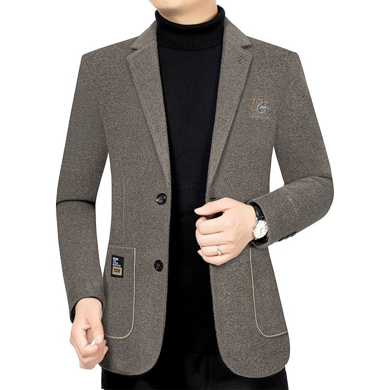 Herren Bouclé-Sakko mit kontrastierendem Satin-Innenfutter und Bruststickerei EB