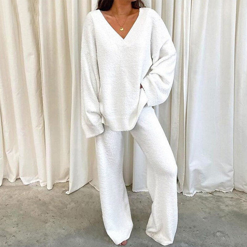 Damen Bequemes Fleece-Loungewear-Set mit V-Ausschnitt EB