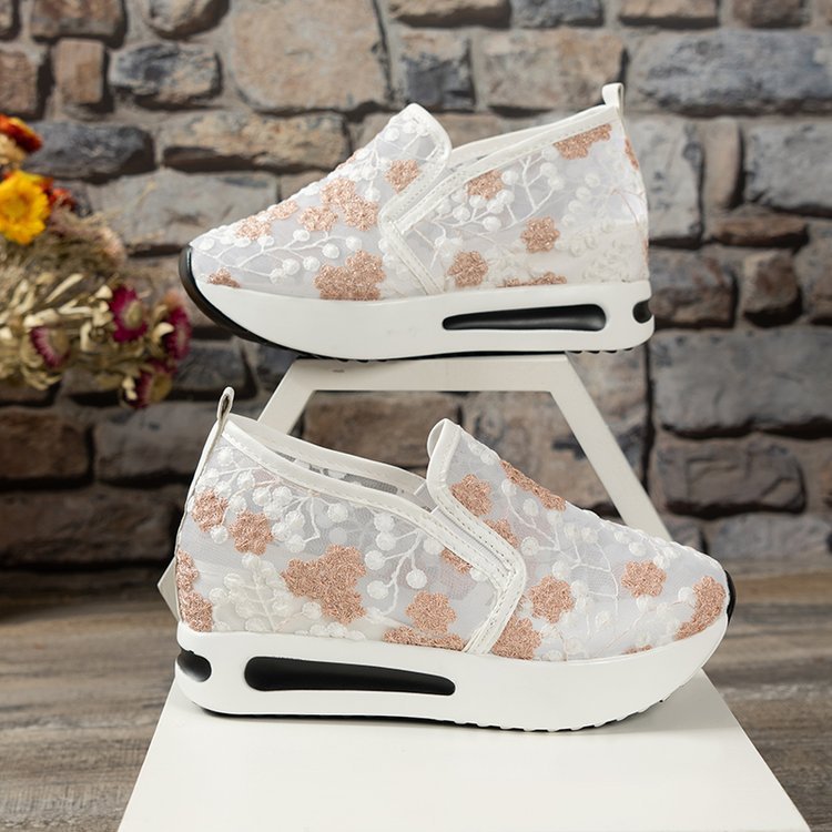Damen Sneakers mit filigranem Blumendesign und gepolsterter Sohle EB