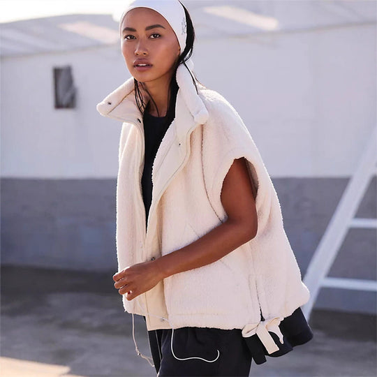 Damen Kapuzenjacke aus kuscheligen Fleece mit regulierbarem Saum EB
