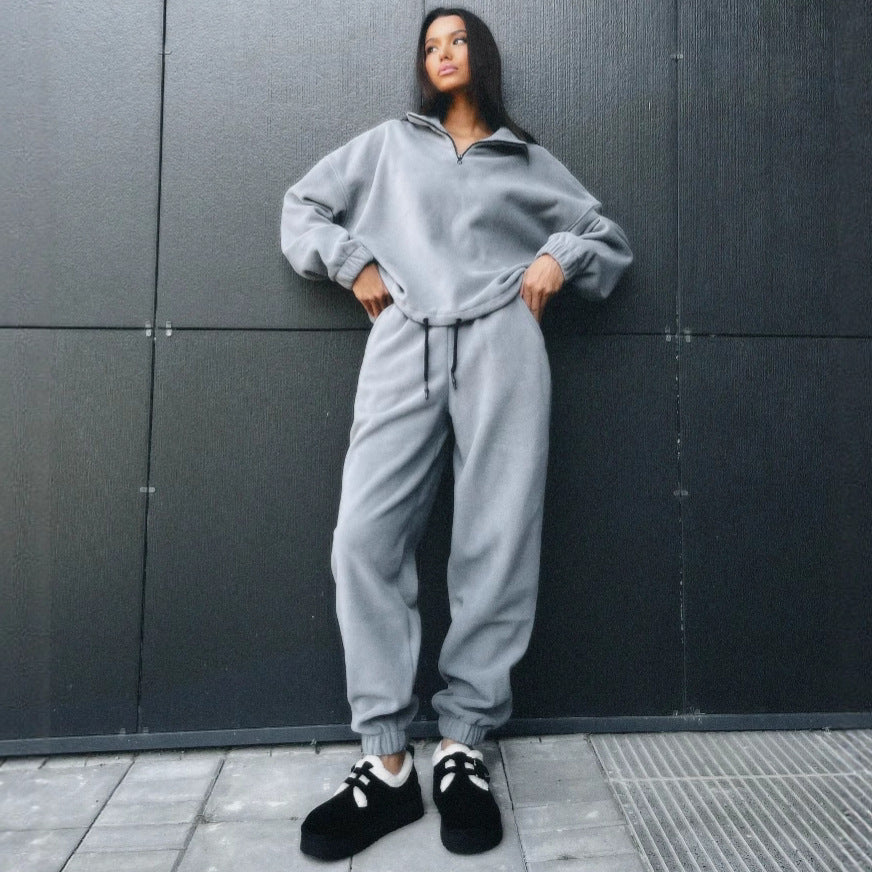 Damen Ultraweiches Fleece-Relaxset mit Stehkragen, halbem Reißverschluss und elastischer Schlupfhose EB