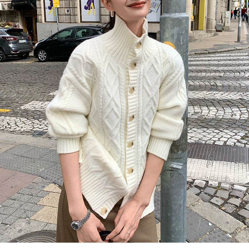 Damen Strickjacke mit hochgeschlossenem Kragen und strukturierter Oberfläche EB