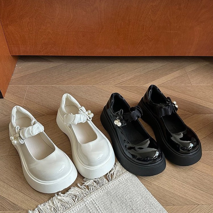 Damen modische Plateausneaker mit eleganter Schleifen-Applikation EB