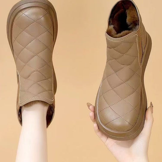 Damen gefütterte Winterstiefeletten mit modischem Kunstfell und rutschfester Sohle EB