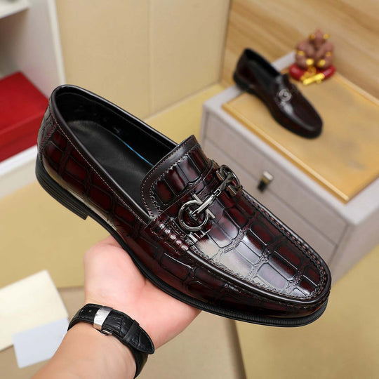 Herren Mokassin aus elegantem Leder mit glänzendem Kroko-Design EB