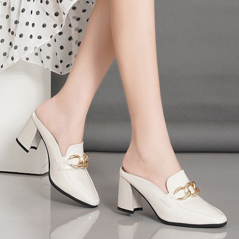Damen Klassische Mules mit glitzerndem Schnallen-Detail und komfortablem Blockabsatz EB