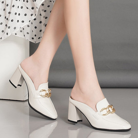 Damen Klassische Mules mit glitzerndem Schnallen-Detail und komfortablem Blockabsatz EB