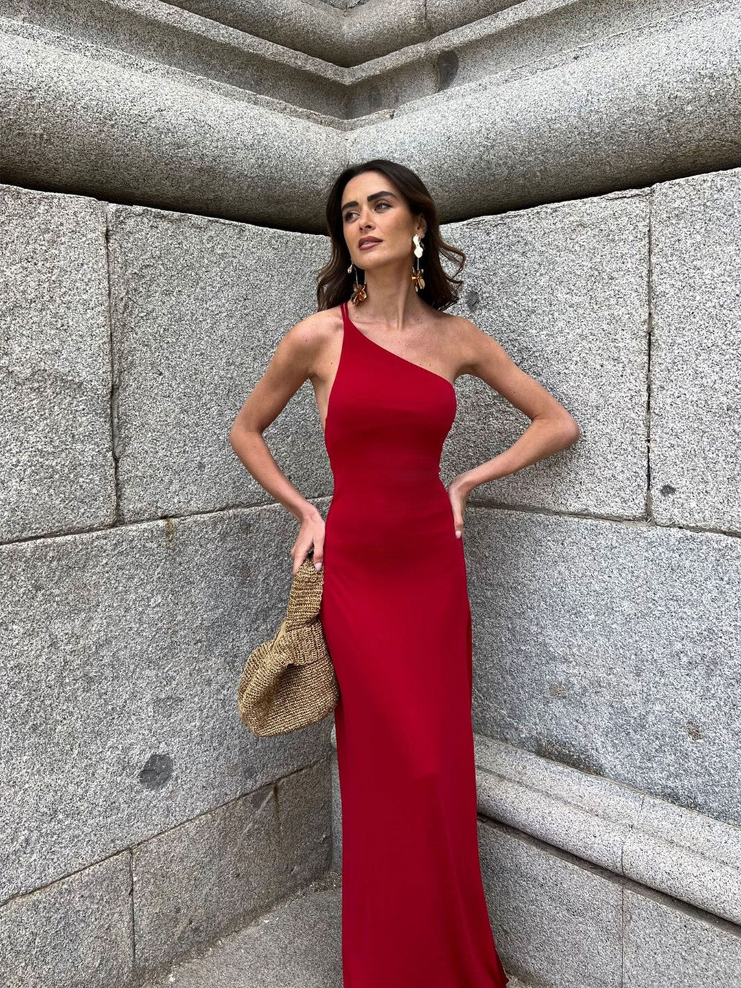 Damen Abendkleid mit asymmetrischem Design und elegantem Schlitz EB