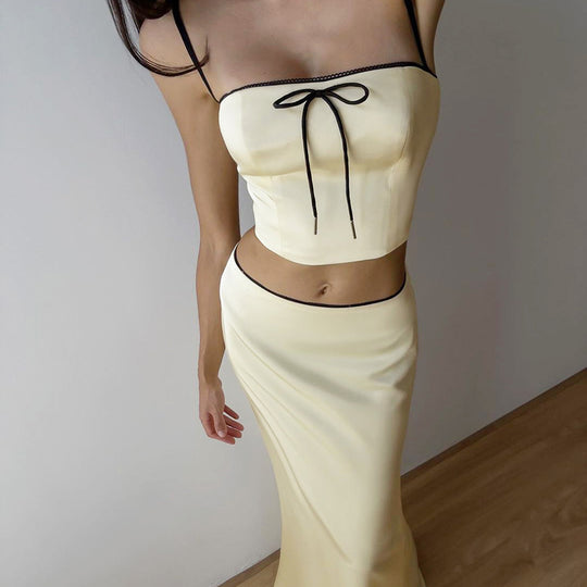 Damen Glamouröses Satin-Kleid mit Spitzendetails EB