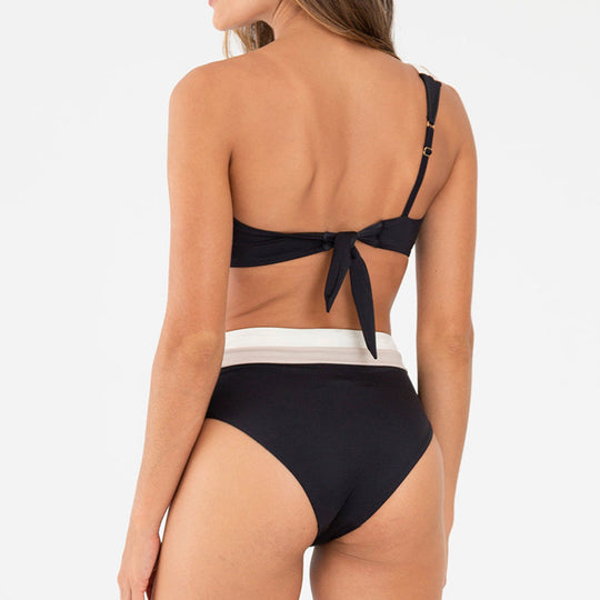 Damen Bikiniset mit asymmetrischem Schnitt und modischen Farbblock-Details EB