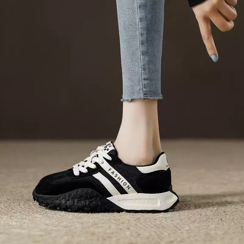 Damen Sportliche Sneakers mit modischem Veloursleder und einzigartigem Profil EB