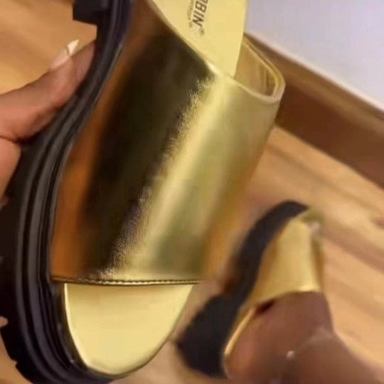 Damen Komfortable Wedge-Pantoletten mit trendigem Design EB