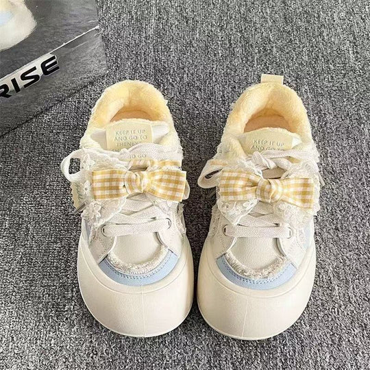 Damen Sneakers mit verspieltem Gingham-Band und kuscheligem Innenfutter EB