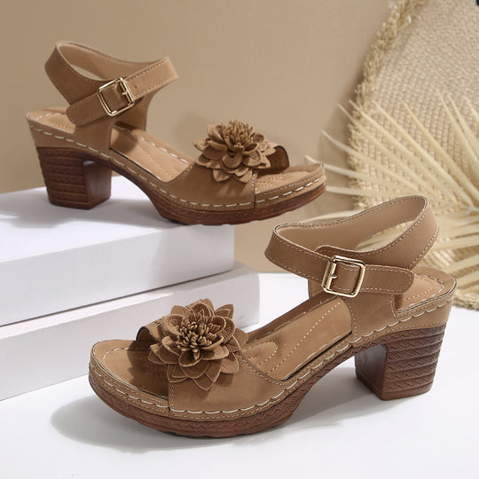 Damen modische Sandaletten mit Blumenapplikation EB