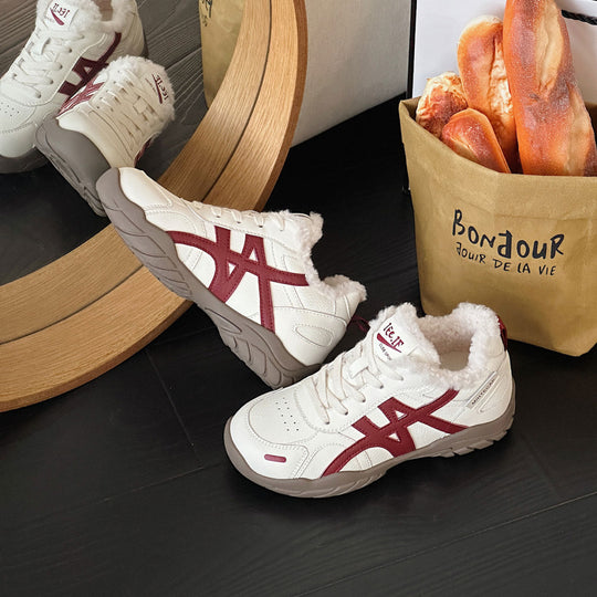 Damen Sportliche Sneakers mit kuscheligem Innenfutter und atmungsaktivem Obermaterial EB