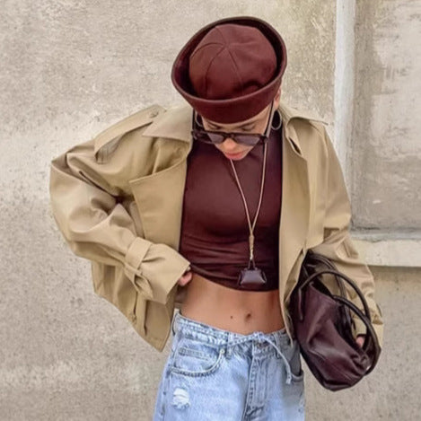 Damen modische Kurzjacke im minimalistischen Design mit lässigem Schnitt und praktischen Details EB