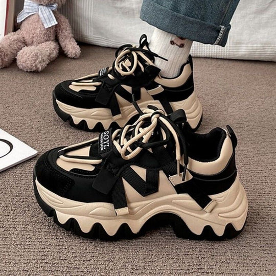 Damen Sportliche Chunky Sneaker mit flexibler Sohle und atmungsaktivem Obermaterial EB