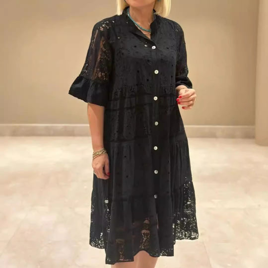 Damen nan romantisches Midikleid mit Broderie-Anglaise, durchgeknöpftem Oberteil, Stehkragen, halblangen Volantärmeln und stufigem Saum EB