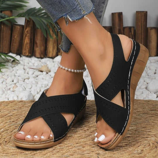 Damen Komfortable und atmungsaktive Sandalen mit Klettverschluss EB
