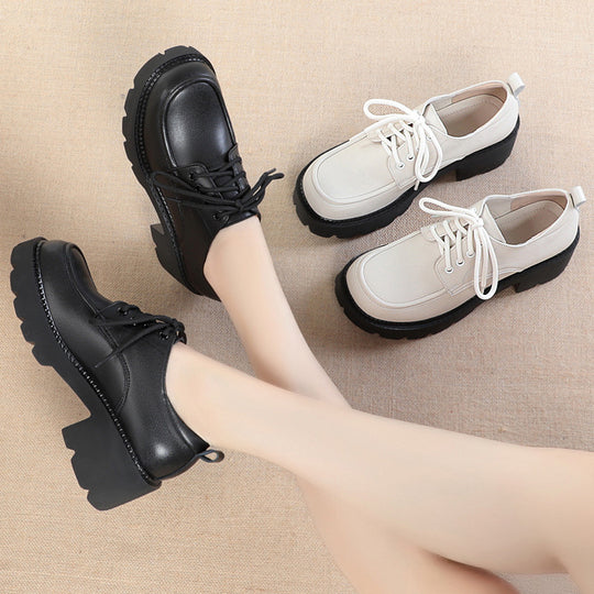 Damen Schnürschuhe mit robustem Blockabsatz und modischem Schnitt EB