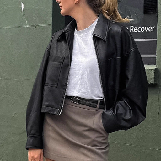 Damen Modische Cropped Kunstlederjacke mit Reißverschluss und Taschen EB