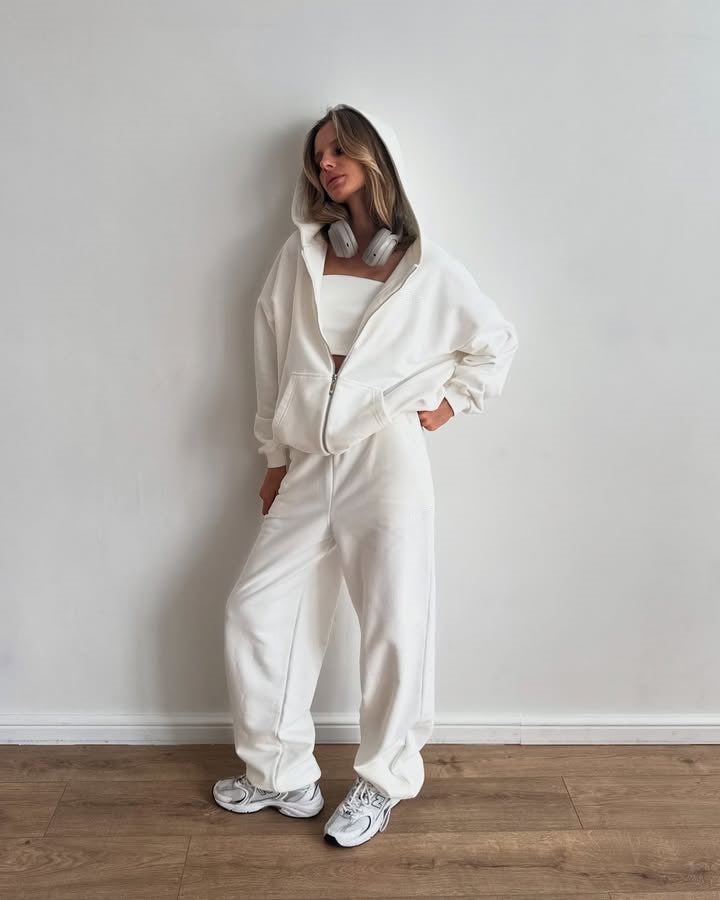 Damen Loungewear-Set EB: Oversized Zip-Hoodie mit Kapuze und weiter High-Waist Sweatpant aus Soft-Fleece