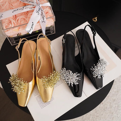 Damen Slingback-Pumps mit funkelnden Metallapplikationen und elegantem Design EB