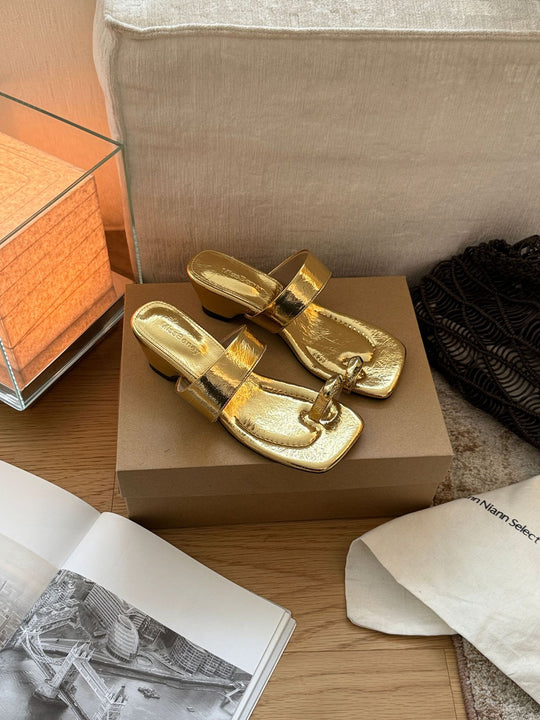 Damen Komfortable Sandaletten mit modischem Riemendesign und elegantem Absatz EB
