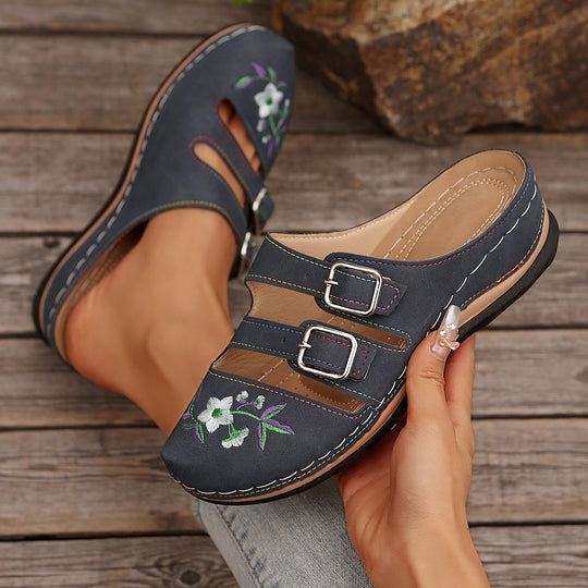 Damen Komfortable und luftige Clogs mit floralem Design EB