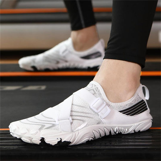 Damen Wassersportschuhe mit rutschfester Sohle und verstellbarem Riemen EB