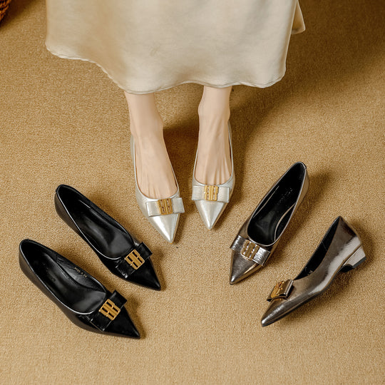 Damen spitze Ballerinas mit elegantem Schmuckdetail EB