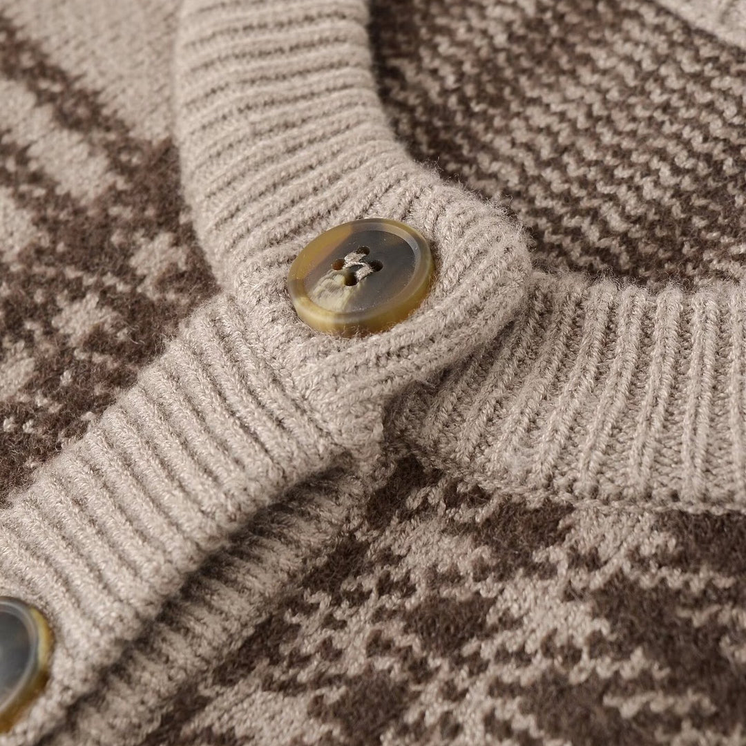 Damen Karierte Strickjacke mit Knopfleiste und Rundhalsausschnitt EB