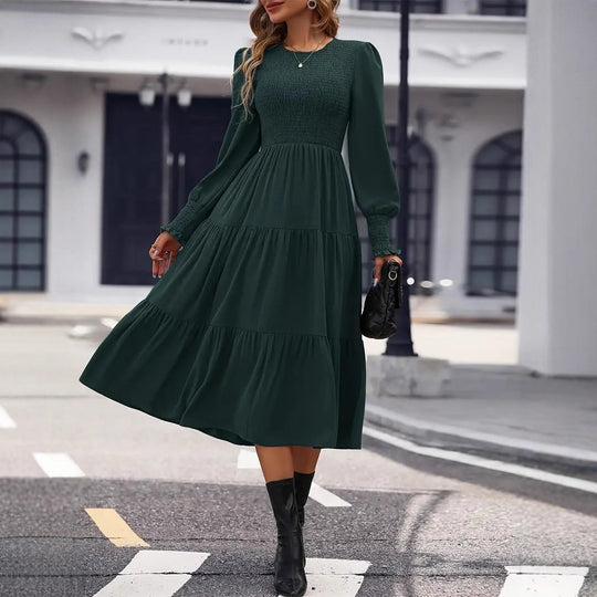 Damen Midi-Kleid mit aufwendigem Rüschensaum und figurbetontem Oberteil EB