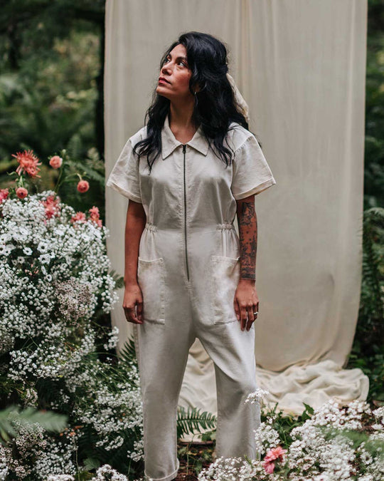 Damen legerer Jumpsuit mit praktischen Taschen und Reißverschluss EB
