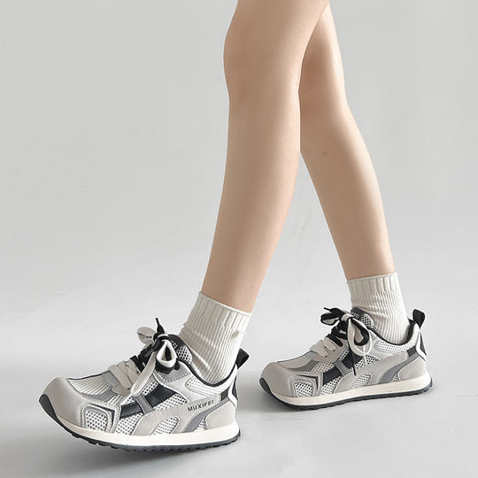 Damen Sportliche Sneakers mit atmungsaktiven Mesh-Einsätzen und rutschfester Sohle EB