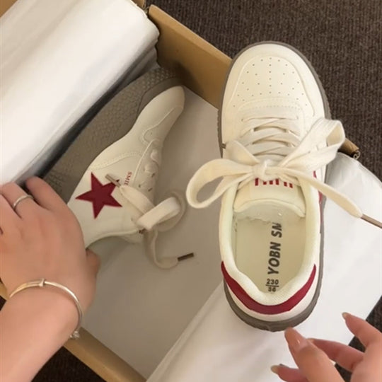 Damen Sportliche Sneakers mit atmungsaktiver Mesh-Konstruktion und komfortabler Dämpfung EB