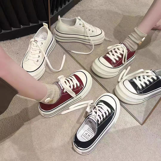 Damen Plateau Sneakers mit modischem Design und strapazierfähigem Obermaterial EB