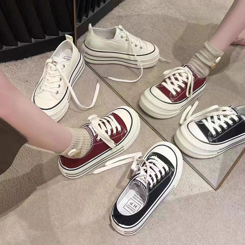 Damen Plateau Sneakers mit modischem Design und strapazierfähigem Obermaterial EB