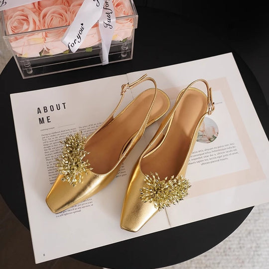 Damen Slingback-Pumps mit funkelnden Metallapplikationen und elegantem Design EB